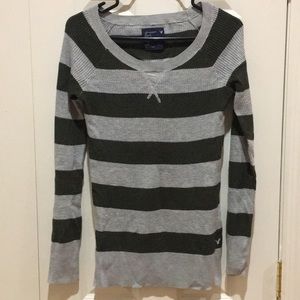 American Eagle Long Sleeve